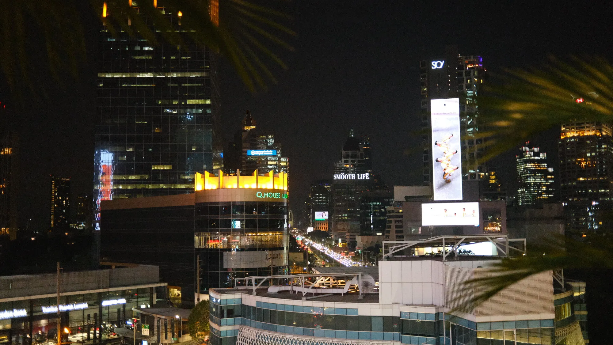 Bangkok by night